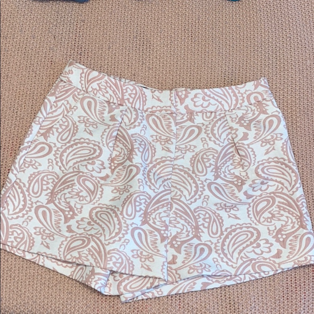 Pleated Pink Paisley and White Business shorts!